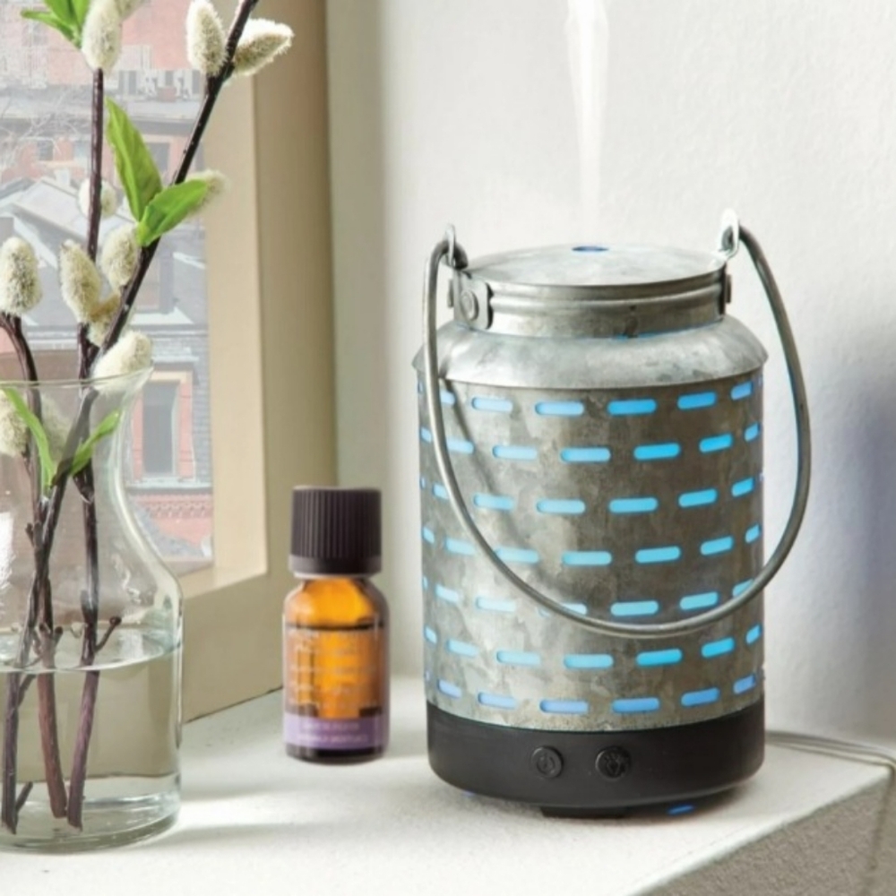 Better Homes & Gardens Color Changing Cool Mist Ultrasonic Aroma Diffuser - Picture 2 of 6